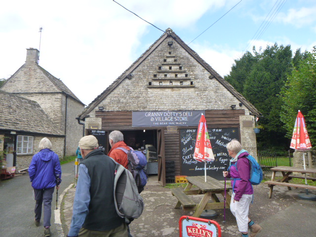 A new shop appears to have opened in Bisley in the pub garage. We’re told that the original village shop closed because the lease wasn’t renewed